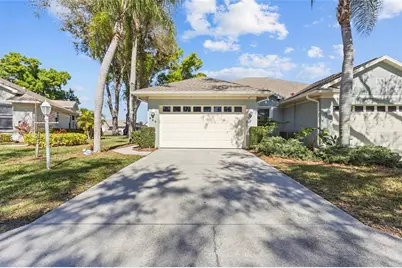 526 Catalina Isles Circle, Venice, FL 34292 - Photo 2