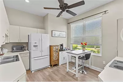 526 Catalina Isles Circle, Venice, FL 34292 - Photo 12