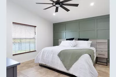 4835 San Ortebello Drive, Bradenton, FL 34208 - Photo 12