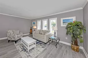 1832 Ironwood Ct, Venice, FL 34293 - Photo 2