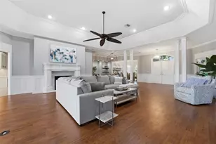 434 Tremingham Way, Venice, FL 34293 - Photo 10