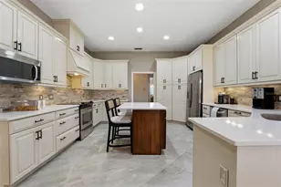 434 Tremingham Way, Venice, FL 34293 - Photo 24