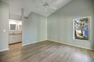 856 Chatham Dr, Venice, FL 34285 - Photo 14