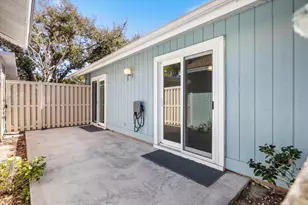 856 Chatham Dr, Venice, FL 34285 - Photo 8