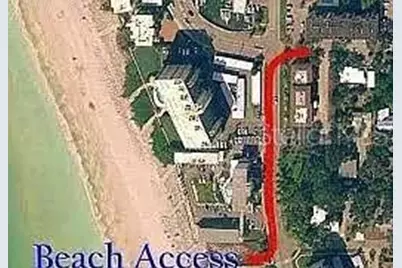 995 Laguna Drive #305, Venice, FL 34285 - Photo 2