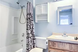 1355 N Pompano Ave, Sarasota, FL 34237 - Photo 20