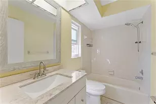 401 Nassau St S, Venice, FL 34285 - Photo 18