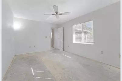401 Nassau Street S, Venice, FL 34285 - Photo 16