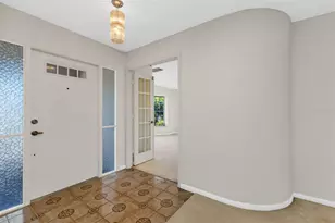 975 N Doral Ln, Venice, FL 34293 - Photo 8