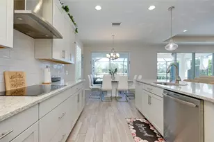 11472 Montserrat Dr, Venice, FL 34293 - Photo 10