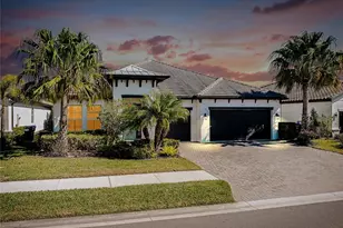 11472 Montserrat Dr, Venice, FL 34293 - Photo 2