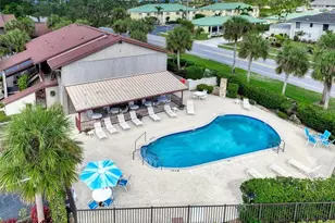 927 Capri Isles Blvd, Venice, FL 34292 - Photo 22