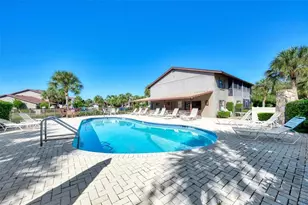 927 Capri Isles Blvd, Venice, FL 34292 - Photo 24
