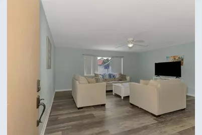 320 Base Avenue E #224, Venice, FL 34285 - Photo 8