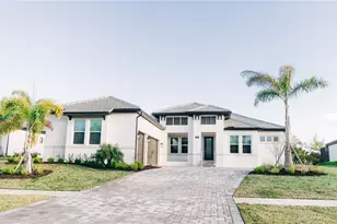 1154 Kings Way Dr, Nokomis, FL 34275 - Photo 1