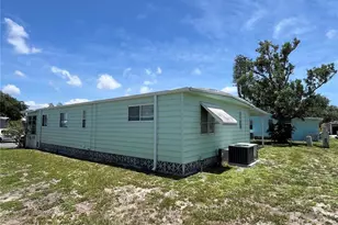 958 Cortina Blvd, Venice, FL 34285 - Photo 4