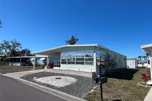 958 Cortina Blvd, Venice, FL 34285 - Photo 2