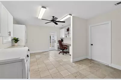 1035 Indus Road, Venice, FL 34293 - Photo 18