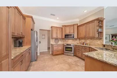 364 Swallow Circle, Venice, FL 34285 - Photo 14