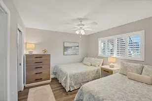 210 Santa Maria St, Venice, FL 34285 - Photo 24