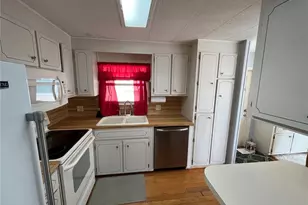 873 Baveno Dr, Venice, FL 34285 - Photo 22