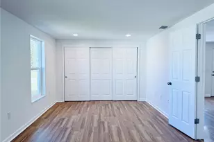 249 Mt Vernon Dr, Venice, FL 34293 - Photo 14