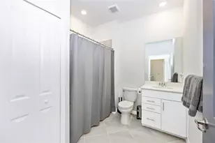 17775 Boracay Ct, Venice, FL 34293 - Photo 36