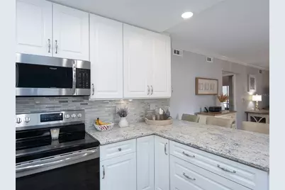 5400 34th Street W #1B, Bradenton, FL 34210 - Photo 10