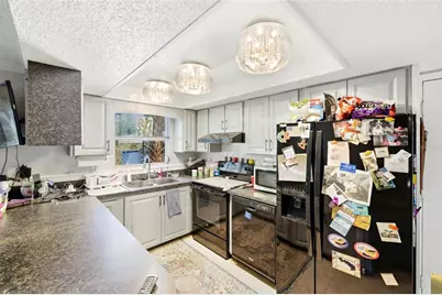 2512 16th Avenue Drive E, Bradenton, FL 34208 - Photo 10