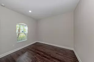 12240 Stuart Dr, Venice, FL 34293 - Photo 14