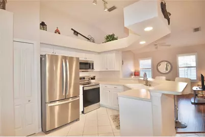7202 L Pavia Boulevard #7202, Venice, FL 34292 - Photo 6