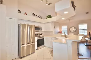 7202 L Pavia Blvd, Venice, FL 34292 - Photo 6