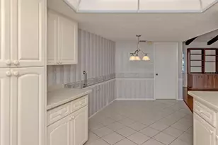 1606 Vikki Ct, Venice, FL 34293 - Photo 12