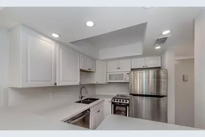 618 Bird Bay Drive S #216, Venice, FL 34285 - Photo 18