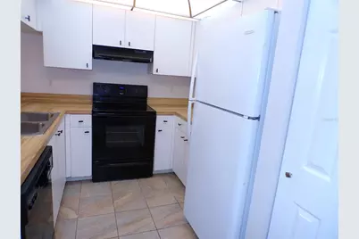 634 Bird Bay Drive E #102, Venice, FL 34285 - Photo 6