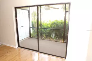 634 Bird Bay Dr E, Venice, FL 34285 - Photo 8