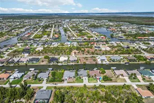 15609 Melport Cir, Port Charlotte, FL 33981 - Photo 10