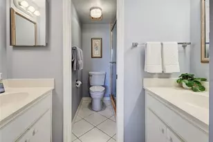 408 Cerromar Cir S, Venice, FL 34293 - Photo 34