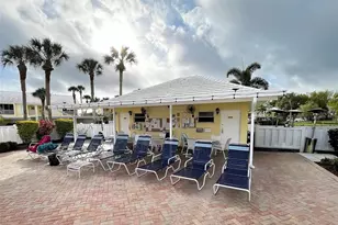 408 Cerromar Cir S, Venice, FL 34293 - Photo 52