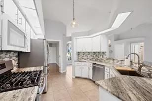 1550 S Biscayne Dr, North Port, FL 34287 - Photo 12