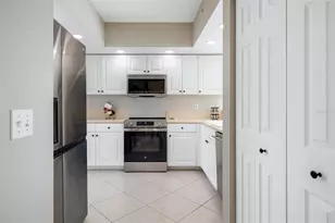 410 Laurel Lake Dr, Venice, FL 34292 - Photo 14