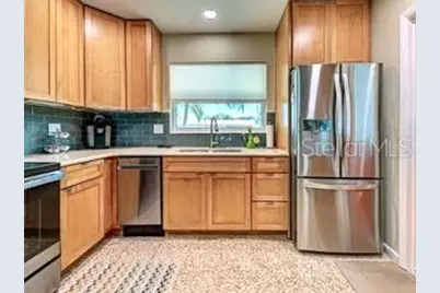 220 Glen Oak Road, Venice, FL 34293 - Photo 2