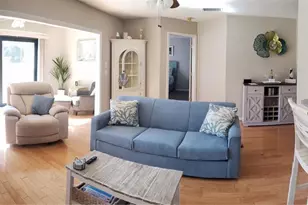 772 Bird Bay Dr N, Venice, FL 34285 - Photo 4