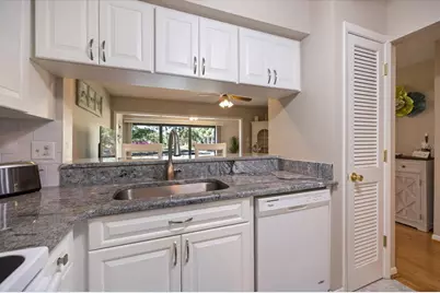 772 Bird Bay Drive N #104, Venice, FL 34285 - Photo 10