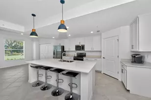 12520 Galapagos Ct, Venice, FL 34293 - Photo 12