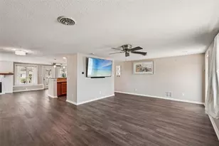 1956 Greenlawn Dr, Englewood, FL 34223 - Photo 4