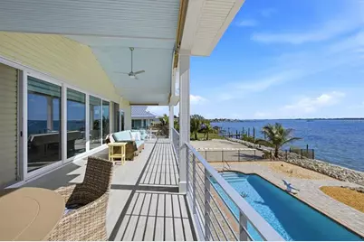 905 Chapin Boulevard, Englewood, FL 34223 - Photo 4