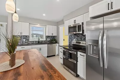 21227 Gladis Avenue, Port Charlotte, FL 33952 - Photo 16