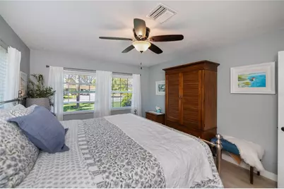 809 Nokomis Avenue S, Venice, FL 34285 - Photo 38