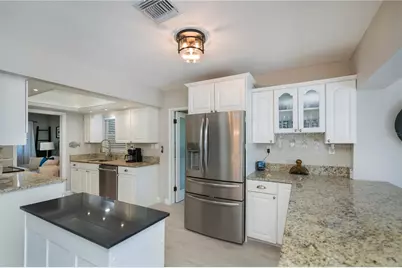 809 Nokomis Avenue S, Venice, FL 34285 - Photo 20